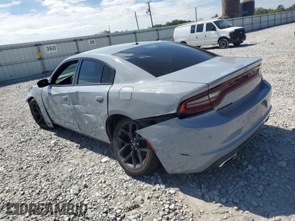 ✅ 2020 Dodge Charger SXT • VIN: 2C3CDXBG9LH195864 • Lot: 84933885. Wystawiony na Copart z przebiegiem 117 589 mil. Bezpłatny archiwum sprzedaży aukcyjnych z USA i szczegółowy raport historii pojazdu na DreamBid. Zdjęcie 2.