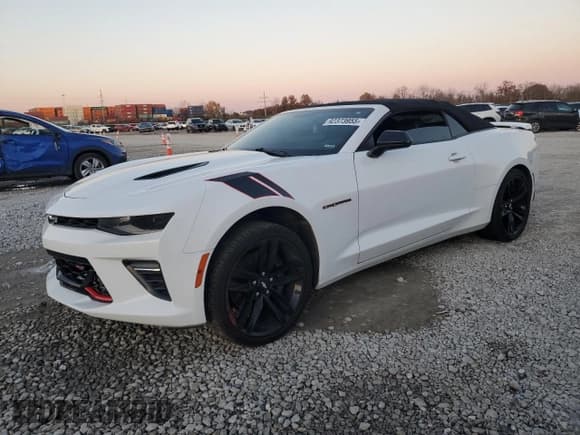 ✅ 2018 Chevrolet Camaro 2SS • VIN: 1G1FH3D76J0129351 • Lot: 92373955. Wystawiony na Copart z przebiegiem 111 141 mil. Bezpłatny archiwum sprzedaży aukcyjnych z USA i szczegółowy raport historii pojazdu na DreamBid. Zdjęcie 1.