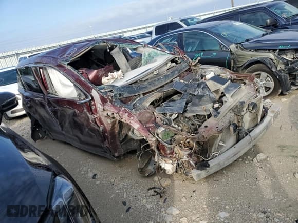 ✅ 2019 Toyota Highlander LE • VIN: 5TDZZRFH8KS365671 • Lot: 70502854. Listed on Copart with Not provided. Free auction sales archive from the USA and detailed vehicle history report at DreamBid. Image 4.