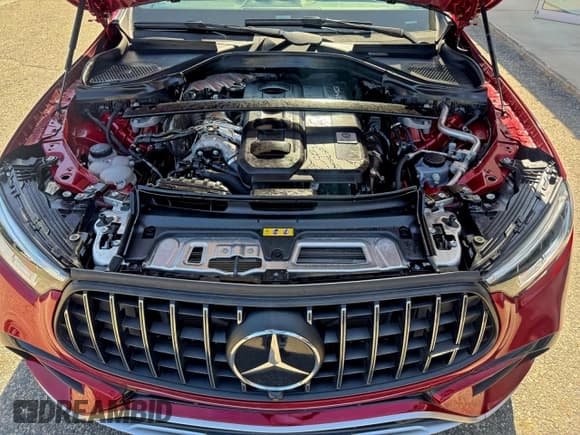 ✅ 2024 Mercedes-Benz GLC 43 AMG • VIN: W1NKJ8HBXRF160741 • Лот: 96297825. Опубликован ранее на Copart с пробегом 12 472 миль. Бесплатный доступ к архиву аукционных продаж из США и подробный отчёт об истории автомобиля на DreamBid. Изображение 11.