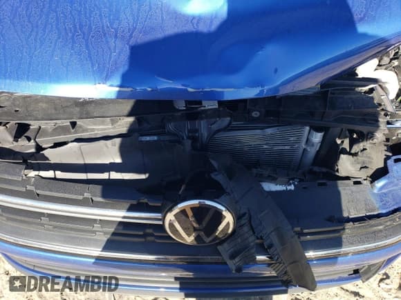 ✅ 2024 Volkswagen Jetta SE • VIN: 3VW7M7BU3RM076363 • Lot: 85664625. Listed on Copart with 49,441 mi. Free auction sales archive from the USA and detailed vehicle history report at DreamBid. Image 11.