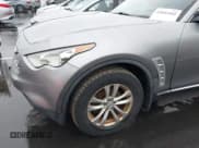 ✅ 2010 Infiniti FX • VIN: JN8AS1MW3AM856040 • Lot: 43842492. Wystawiony na IAAI z przebiegiem 175 916 mil. Bezpłatny archiwum sprzedaży aukcyjnych z USA i szczegółowy raport historii pojazdu na DreamBid. Zdjęcie 6.