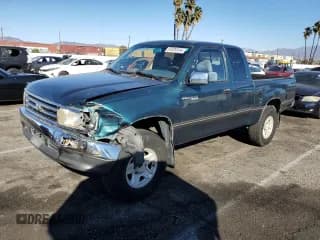 ✅ 1998 Toyota T100 SR5 • VIN: JT4UN24D5W0054477 • Lot: 87226134. Listed on Copart with 121,501 mi. Free auction sales archive from the USA and detailed vehicle history report at DreamBid. Image 1.