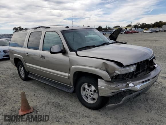 ✅ 2003 Chevrolet Suburban Z71 • VIN: 3GNFK16T03G272082 • Lot: 91403605. Listed on Copart with 322,082 mi. Free auction sales archive from the USA and detailed vehicle history report at DreamBid. Image 4.