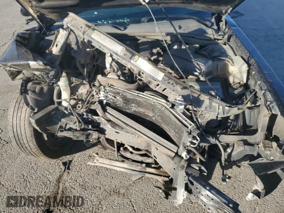 ✅ 2010 Dodge Challenger SE • VIN: 2B3CJ4DV1AH283627 • Lot: 87281084. Wystawiony na Copart z przebiegiem 131 258 mil. Bezpłatny archiwum sprzedaży aukcyjnych z USA i szczegółowy raport historii pojazdu na DreamBid. Zdjęcie 11.