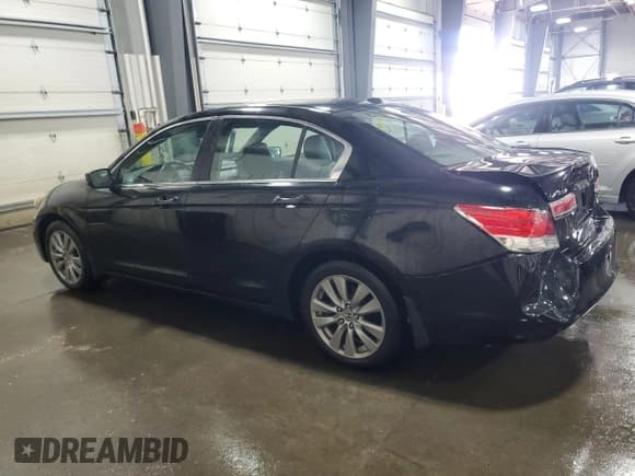 ✅ 2011 Honda Accord EX-L • VIN: 1HGCP2F81BA126769 • Лот: 85742655. Опубликован ранее на Copart с пробегом 156 623 миль. Бесплатный доступ к архиву аукционных продаж из США и подробный отчёт об истории автомобиля на DreamBid. Изображение 2.
