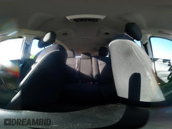 ✅ 2018 Dodge Journey SE • VIN: 3C4PDCAB4JT427982 • Лот: 43668910. Опубликован ранее на IAAI с пробегом 145 181 миль. Бесплатный доступ к архиву аукционных продаж из США и подробный отчёт об истории автомобиля на DreamBid. Изображение 18.