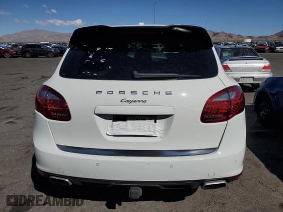 ✅ 2014 Porsche Cayenne • VIN: WP1AA2A25ELA97780 • Lot: 51870625. Listed on Copart with Not provided. Free auction sales archive from the USA and detailed vehicle history report at DreamBid. Image 6.