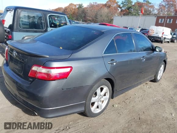 ✅ 2007 Toyota Camry CE • VIN: 4T1BE46K67U545628 • Lot: 43763028. Wystawiony na IAAI z przebiegiem 107 739 mil. Bezpłatny archiwum sprzedaży aukcyjnych z USA i szczegółowy raport historii pojazdu na DreamBid. Zdjęcie 4.