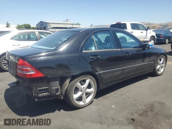 ✅ 2004 Mercedes-Benz C 320 • VIN: WDBRF64J84F503921 • Lot: 57885215. Listed on Copart with Not provided. Free auction sales archive from the USA and detailed vehicle history report at DreamBid. Image 3.