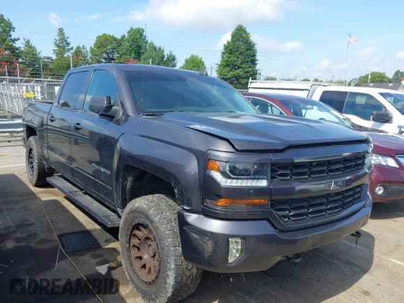 ✅ 2016 Chevrolet Silverado 1500 LT • VIN: 3GCUKREC5GG124502 • Lot: 42727541. Wystawiony na IAAI z przebiegiem Nie podano. Bezpłatny archiwum sprzedaży aukcyjnych z USA i szczegółowy raport historii pojazdu na DreamBid. Zdjęcie 1.