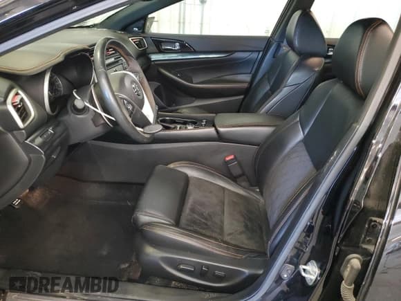 ✅ 2021 Nissan Maxima SR • VIN: 1N4AA6EV7MC510140 • Lot: 86852205. Wystawiony na Copart z przebiegiem 66 268 mil. Bezpłatny archiwum sprzedaży aukcyjnych z USA i szczegółowy raport historii pojazdu na DreamBid. Zdjęcie 7.