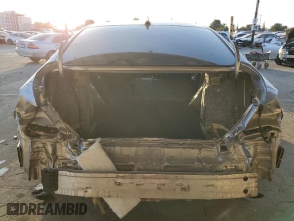 ✅ 2022 Honda Accord Sport • VIN: 1HGCV1F34NA023032 • Lot: 91834025. Wystawiony na Copart z przebiegiem 29 636 mil. Bezpłatny archiwum sprzedaży aukcyjnych z USA i szczegółowy raport historii pojazdu na DreamBid. Zdjęcie 6.