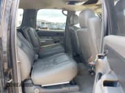 ✅ 2003 Chevrolet Suburban LS • VIN: 3GNFK16Z13G105508 • Lot: 42864551. Listed on IAAI with 294,320 mi. Free auction sales archive from the USA and detailed vehicle history report at DreamBid. Image 8.