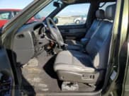 ✅ 1996 Nissan Pathfinder XE • VIN: JN8AR05Y0TW016116 • Lot: 74121894. Wystawiony na Copart z przebiegiem 126 783 mil. Bezpłatny archiwum sprzedaży aukcyjnych z USA i szczegółowy raport historii pojazdu na DreamBid. Zdjęcie 7.