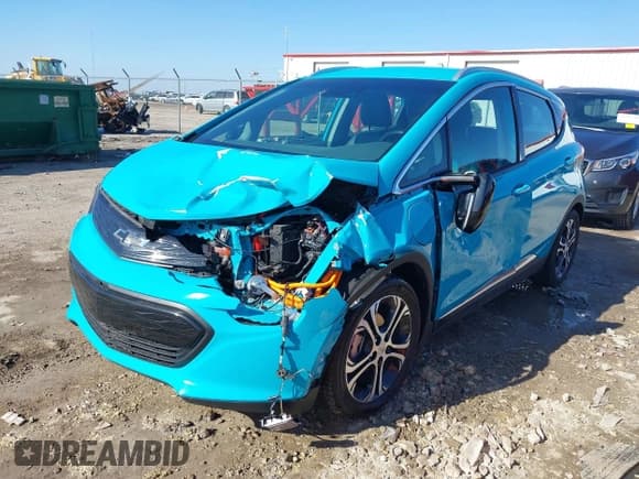 ✅ 2020 Chevrolet Bolt EV Premier • VIN: 1G1FZ6S0XL4121012 • Lot: 41503991. Wystawiony na IAAI z przebiegiem 56 957 mil. Bezpłatny archiwum sprzedaży aukcyjnych z USA i szczegółowy raport historii pojazdu na DreamBid. Zdjęcie 2.
