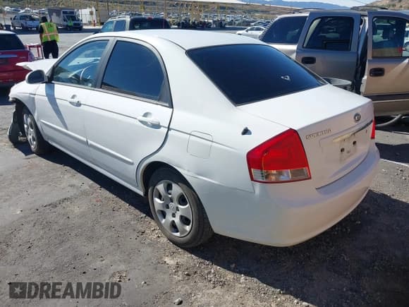 ✅ 2009 Kia Spectra EX • VIN: KNAFE222595646721 • Lot: 43634369. Wystawiony na IAAI z przebiegiem 101 604 mil. Bezpłatny archiwum sprzedaży aukcyjnych z USA i szczegółowy raport historii pojazdu na DreamBid. Zdjęcie 3.