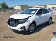 ✅ 2024 Chevrolet Equinox LS • VIN: 3GNAXHEG5RL272958 • Лот: 43160664. Опубликован ранее на IAAI с пробегом 1 607 миль. Бесплатный доступ к архиву аукционных продаж из США и подробный отчёт об истории автомобиля на DreamBid. Изображение 2.