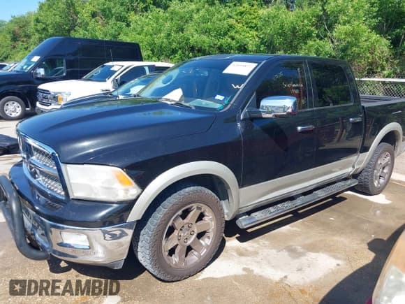 ✅ 2010 Dodge 1500 Sport • VIN: 1D7RV1CT8AS153810 • Lot: 42095877. Wystawiony na IAAI z przebiegiem 160 383 mil. Bezpłatny archiwum sprzedaży aukcyjnych z USA i szczegółowy raport historii pojazdu na DreamBid. Zdjęcie 20.