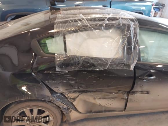 ✅ 2017 Kia Forte S • VIN: 3KPFL4A75HE022714 • Lot: 42238147. Wystawiony na IAAI z przebiegiem 167 634 mil. Bezpłatny archiwum sprzedaży aukcyjnych z USA i szczegółowy raport historii pojazdu na DreamBid. Zdjęcie 6.