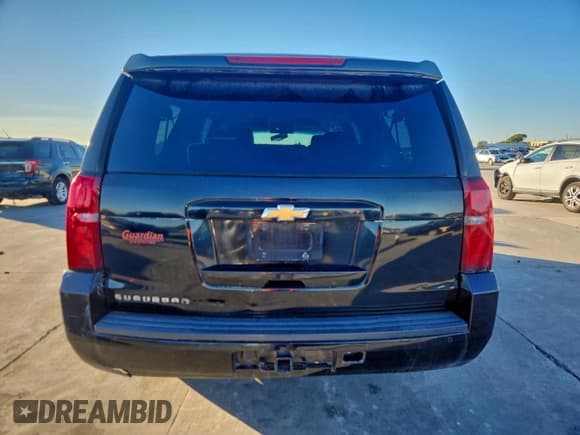 ✅ 2019 Chevrolet Suburban LS • VIN: 1GNSKGKC1KR235032 • Lot: 94445405. Listed on Copart with 271,956 mi. Free auction sales archive from the USA and detailed vehicle history report at DreamBid. Image 6.