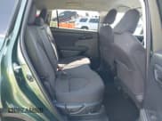 ✅ 2023 Toyota Highlander Hybrid LE • VIN: 5TDBBRCH3PS563043 • Lot: 42565847. Wystawiony na IAAI z przebiegiem 24 950 mil. Bezpłatny archiwum sprzedaży aukcyjnych z USA i szczegółowy raport historii pojazdu na DreamBid. Zdjęcie 8.