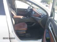 ✅ 2021 Buick Enclave Avenir • VIN: 5GAERDKW7MJ104863 • Lot: 42781072. Wystawiony na IAAI z przebiegiem 61 564 mil. Bezpłatny archiwum sprzedaży aukcyjnych z USA i szczegółowy raport historii pojazdu na DreamBid. Zdjęcie 5.