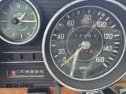 ✅ 1972 Mercedes-Benz 280 • VIN: XXX1086712015098 • Lot: 93092255. Listed on Copart with 73,981 mi. Free auction sales archive from the USA and detailed vehicle history report at DreamBid. Image 8.