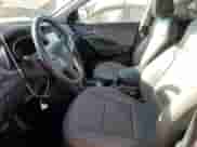 ✅ 2017 Hyundai Santa Fe 2.4L • VIN: 5XYZUDLB7HG430095 • Lot: 47276733. Wystawiony na Copart z przebiegiem 34 861 mil mil. Skorzystaj z bezpłatnego archiwum sprzedaży aukcyjnych z USA i zobacz szczegółowy raport historii pojazdu na DreamBid. Zdjęcie 7.