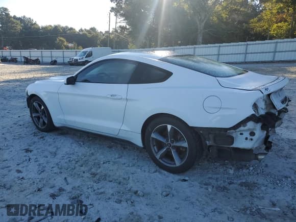 ✅ 2016 Ford Mustang V6 • VIN: 1FA6P8AM4G5250897 • Lot: 82430305. Listed on Copart with 121,555 mi. Free auction sales archive from the USA and detailed vehicle history report at DreamBid. Image 2.