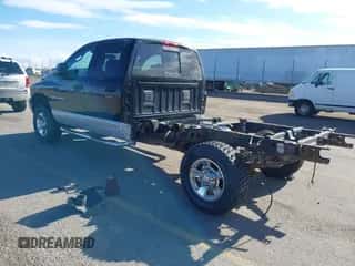 2003 Dodge 3500 ST z VIN 3D7LU38C23G749809, wystawiony jako IAAI lot #41610000 z przebiegiem 258 752 mil mil oraz . Historia ofert i sprzedaży dostępna na DreamBid. Obrazek 3.