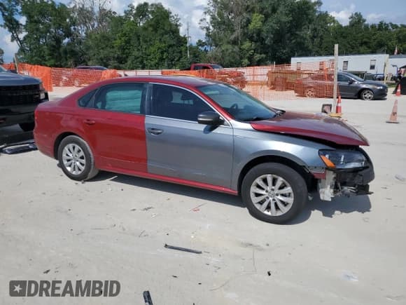 ✅ 2015 Volkswagen Passat Limited Edition • VIN: 1VWAT7A3XFC041107 • Lot: 62080525. Listed on Copart with 125,646 mi. Free auction sales archive from the USA and detailed vehicle history report at DreamBid. Image 4.