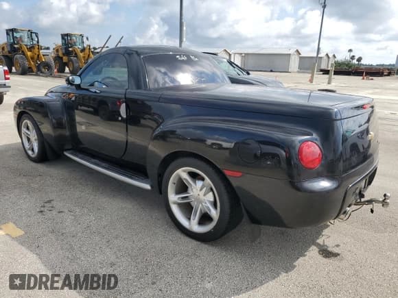 ✅ 2003 Chevrolet SSR LS • VIN: 1GCES14P73B101557 • Лот: 73679984. Опубликован ранее на Copart с пробегом 107 554 миль. Бесплатный доступ к архиву аукционных продаж из США и подробный отчёт об истории автомобиля на DreamBid. Изображение 2.