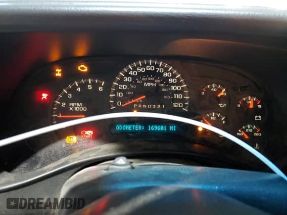 2006 GMC Sierra 1500 Work Truck with VIN 2GTEK19V561322294, listed as a Copart auction lot 52258795 with 169,601 mi miles and Clean title. Bid and sale history available at DreamBid. Image 9.