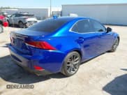 ✅ 2018 Lexus IS 350 • VIN: JTHCZ1D23J5015065 • Lot: 43386771. Wystawiony na IAAI z przebiegiem 100 102 mil. Bezpłatny archiwum sprzedaży aukcyjnych z USA i szczegółowy raport historii pojazdu na DreamBid. Zdjęcie 4.