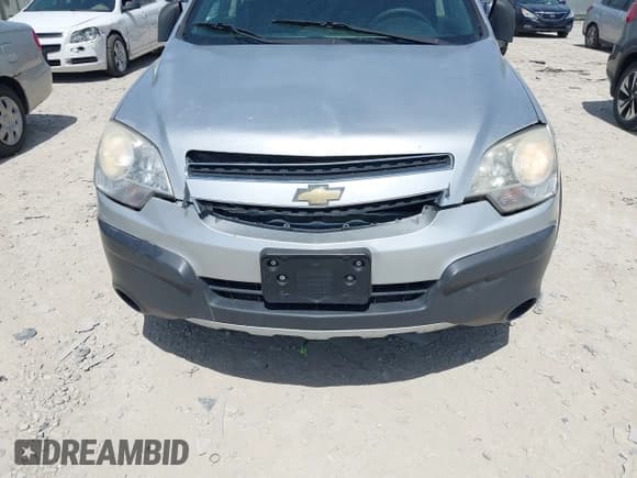 ✅ 2014 Chevrolet Captiva Sport LS • VIN: 3GNAL1EKXES638999 • Lot: 42106177. Wystawiony na IAAI z przebiegiem 190 271 mil. Bezpłatny archiwum sprzedaży aukcyjnych z USA i szczegółowy raport historii pojazdu na DreamBid. Zdjęcie 6.