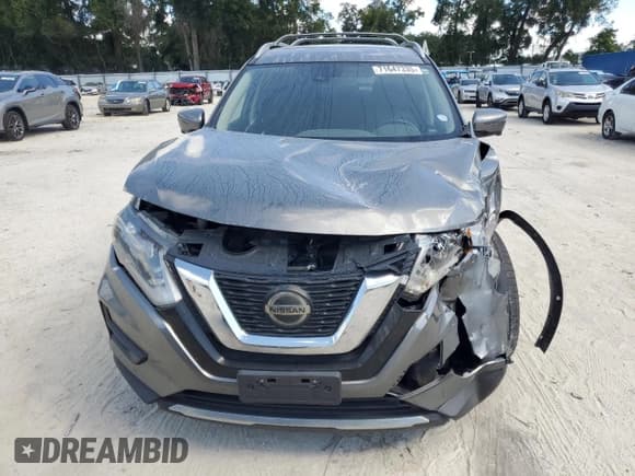 ✅ 2019 Nissan Rogue SV • VIN: JN8AT2MT7KW250173 • Лот: 71647335. Опубликован ранее на Copart с пробегом 180 088 миль. Бесплатный доступ к архиву аукционных продаж из США и подробный отчёт об истории автомобиля на DreamBid. Изображение 5.