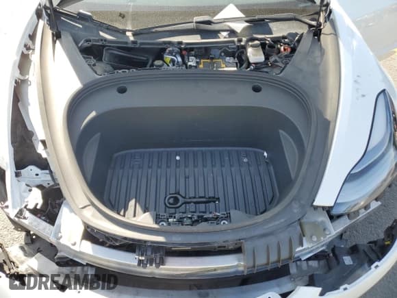 ✅ 2021 Tesla Model 3 Long Range • VIN: 5YJ3E1EB0MF050922 • Lot: 57625905. Wystawiony na Copart z przebiegiem 62 631 mil. Bezpłatny archiwum sprzedaży aukcyjnych z USA i szczegółowy raport historii pojazdu na DreamBid. Zdjęcie 11.