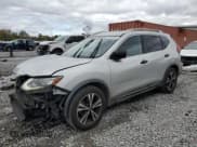✅ 2018 Nissan Rogue S • VIN: JN8AT2MT3JW465919 • Lot: 90737245. Wystawiony na Copart z przebiegiem 235 898 mil. Bezpłatny archiwum sprzedaży aukcyjnych z USA i szczegółowy raport historii pojazdu na DreamBid. Zdjęcie 1.