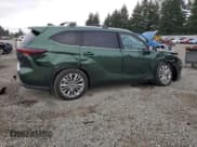 ✅ 2025 Toyota Highlander Hybrid Platinum • VIN: 5TDEBRCHXSS669947 • Lot: 82393135. Wystawiony na Copart z przebiegiem 6 995 mil. Bezpłatny archiwum sprzedaży aukcyjnych z USA i szczegółowy raport historii pojazdu na DreamBid. Zdjęcie 3.