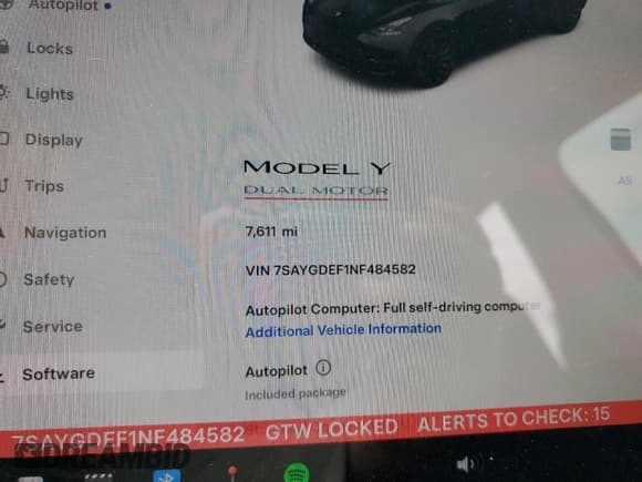 ✅ 2022 Tesla Model Y Performance • VIN: 7SAYGDEF1NF484582 • Lot: 59596305. Listed on Copart with 7,611 mi. Free auction sales archive from the USA and detailed vehicle history report at DreamBid. Image 9.
