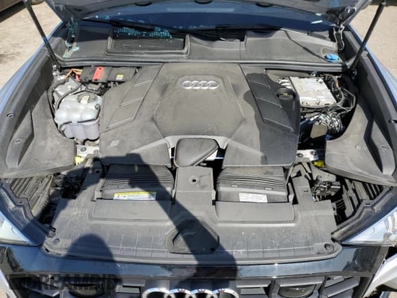 ✅ 2020 Audi Q8 Prestige • VIN: WA1FVAF13LD022809 • Lot: 44733743. Wystawiony na Copart z przebiegiem 35 829 mil. Bezpłatny archiwum sprzedaży aukcyjnych z USA i szczegółowy raport historii pojazdu na DreamBid. Zdjęcie 13.