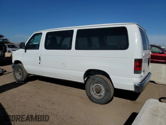 ✅ 2007 Ford Econoline Passenger XL • VIN: 1FBNE31LX7DA34195 • Lot: 90722165. Wystawiony na Copart z przebiegiem 136 306 mil. Bezpłatny archiwum sprzedaży aukcyjnych z USA i szczegółowy raport historii pojazdu na DreamBid. Zdjęcie 2.