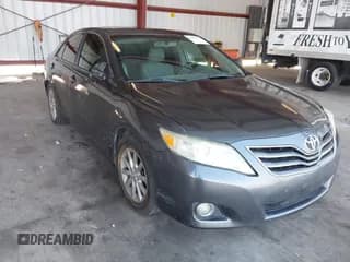 ✅ 2010 Toyota Camry LE • VIN: 4T1BK3EKXAU597999 • Лот: 43053377. Опубликован ранее на IAAI с пробегом 194 404 миль. Бесплатный доступ к архиву аукционных продаж из США и подробный отчёт об истории автомобиля на DreamBid. Изображение 1.