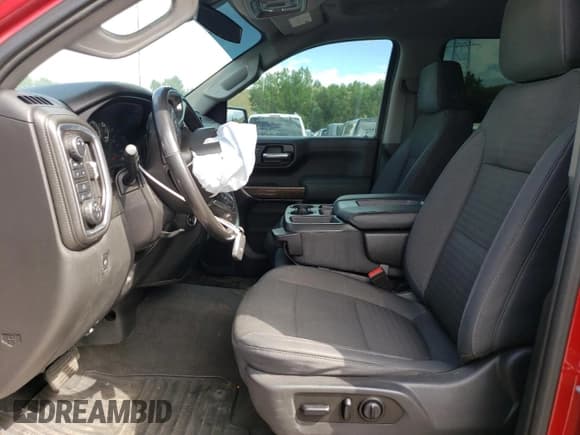 ✅ 2019 Chevrolet Silverado 1500 LT • VIN: 3GCUYDED8KG200717 • Lot: 68122554. Wystawiony na Copart z przebiegiem 54 799 mil. Bezpłatny archiwum sprzedaży aukcyjnych z USA i szczegółowy raport historii pojazdu na DreamBid. Zdjęcie 7.