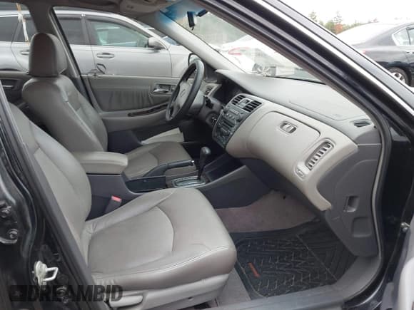 ✅ 2002 Honda Accord SE • VIN: JHMCG668X2C008681 • Лот: 43512781. Опубликован ранее на IAAI с пробегом 111 313 миль. Бесплатный доступ к архиву аукционных продаж из США и подробный отчёт об истории автомобиля на DreamBid. Изображение 5.