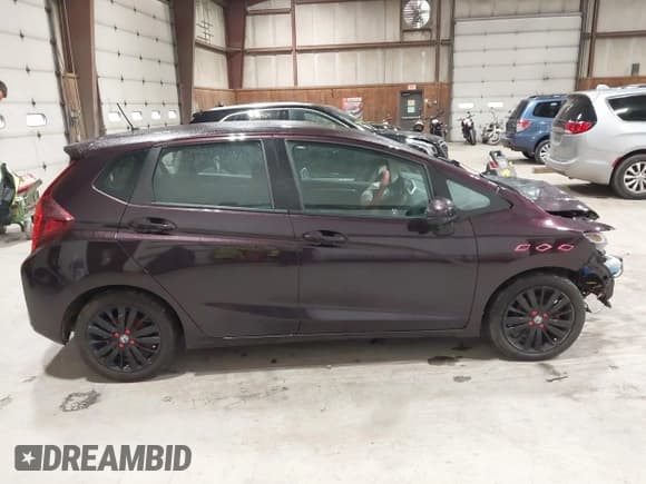 ✅ 2015 Honda Fit EX-L • VIN: 3HGGK5H87FM759560 • Лот: 42331481. Опубликован ранее на IAAI с пробегом 121 219 миль. Бесплатный доступ к архиву аукционных продаж из США и подробный отчёт об истории автомобиля на DreamBid. Изображение 12.