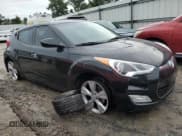 ✅ 2017 Hyundai Veloster • VIN: KMHTC6AD5HU317359 • Lot: 72613144. Wystawiony na Copart z przebiegiem 57 742 mil. Bezpłatny archiwum sprzedaży aukcyjnych z USA i szczegółowy raport historii pojazdu na DreamBid. Zdjęcie 4.
