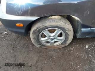 2004 Hyundai Santa Fe GLS с VIN KM8SC13D34U727938, выставлен на аукционе IAAI как лот 41520919 с пробегом 136 123 миль миль и . История ставок и продаж доступна на DreamBid. Изображение 6.