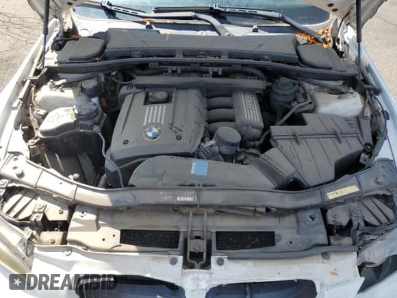 ✅ 2007 BMW 3 Series 328xi • VIN: WBAWC33537PD05858 • Лот: 82155205. Опубликован ранее на Copart с пробегом 162 695 миль. Бесплатный доступ к архиву аукционных продаж из США и подробный отчёт об истории автомобиля на DreamBid. Изображение 11.